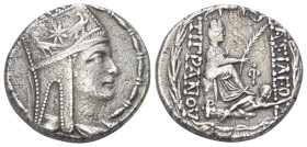 Königreich Armenien. Tigranes II. (ca. 95 - 56 v. Chr.).

 Tetradrachme (Silber). Ca. 80 - 68 v. Chr. Tigranocerta.
Vs: Drapierte Büste des Tigrane...
