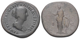 Faustina II. (gest. 176 n. Chr.).

 Sesterz (Bronze). 145 - 146 n. Chr.
Vs: FAVSTINA AVG ANTONINI AVG PII FIL. Drapierte Büste rechts. 
Rs: VENVS....