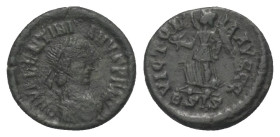 Valentinianus II. (375 - 392 n. Chr.).

 Halbcentenionalis (Kupfer). 388 - 392 n. Chr. Aquileia.
Vs: D N VALENTINIANVS P F AVG. Drapierte Büste mit...
