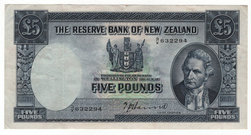 New Zealand 5 Pounds 1940 - 1955 (ND)
P# 160a, N# 204073; # 3X 632294; T. P. Ha...