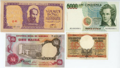 World Lot of 4 Banknotes 1940 - 1986
Various Countries, Dates & Denominations; XF
