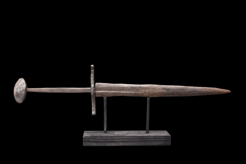 MEDIEVAL IRON DAGGER WITH DISC-SHAPED POMMEL

 Ca. 1300-1500 AD
 A short iron...