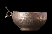 UMAYYAD BRONZE VESSEL WITH HANDLE - SUPERB PATINA

Ca. 700 AD
A bronze vessel with a squat body, tapering to a flat base, which provides stability ...