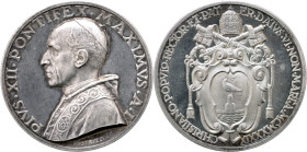 Città del Vaticano -Pio XII (1939-1958)- Medaglia annuale 1939 Anno I Elezione al Pontificato - Opus: Mistruzzi - Bart. E939 AG gr 39,55 44mm
qFDC