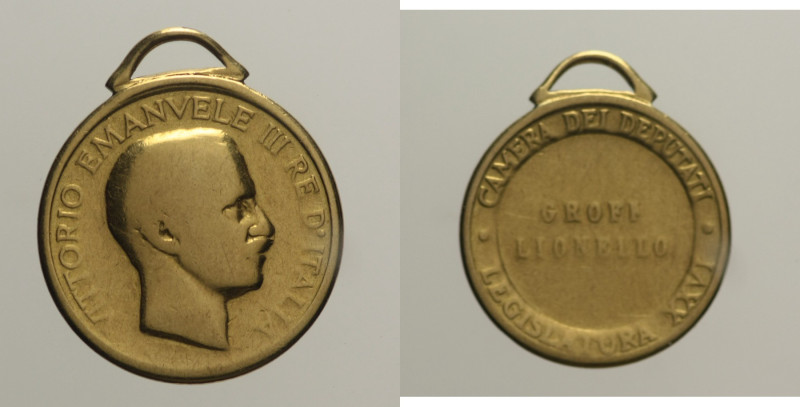 REGNO D'ITALIA Vittorio Emanuele III (1900-1943) Medaglia in oro per i deputati ...