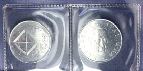 REPUBBLICA ITALIANA 100 lire 1974 prova Gig P8 R Ac gr 11 in astuccio Zecca insieme all’esemplare per la circolazione 27,8mm
FDC