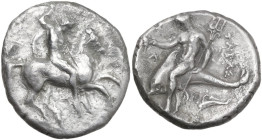 Greek Italy. Southern Apulia, Tarentum. AR Nomos, 332-302 BC. Obv. Armed horseman galloping right, spearing downwards; below, ΣA. Rev. TAPAΣ. Taras as...