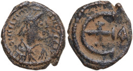 Justinian I (527-565). AE Pentanummium, Constantinople mint, 542-552. Obv. Diademed, draped and cuirassed bust right. Rev. Large E (mark of value). MI...