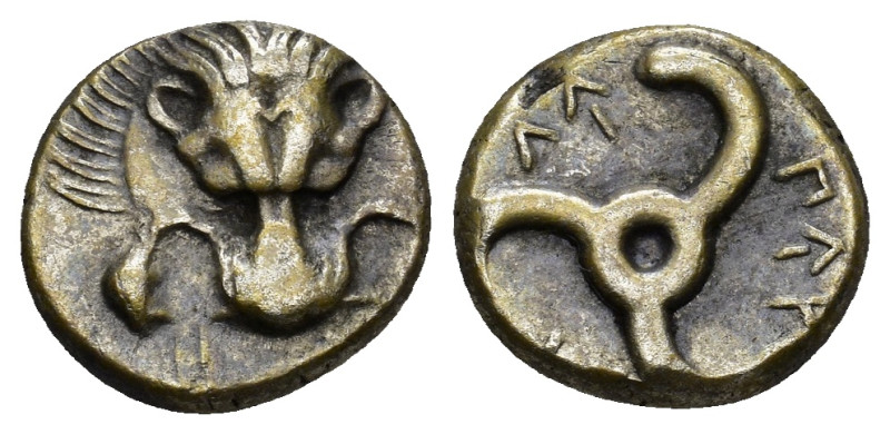Dynasts of Lycia. Perikles 380-360 BC. 1/3 Stater AR (13mm, 2.68 g). Facing lion...
