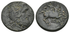 PISIDIA. Isinda. Ae (20mm, 6.1 g) (2nd-1st centuries BC). Obv: Laureate head of Zeus right. Rev: ΙΣΙΝ. Warrior on prancing horse right, weilding spear...