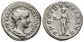GORDIAN III. Antoninian.. 238-244 AD Rome. (4.34 Gr. 21mm)
 Radiated and draped bust of Gordiano III on the right. 
 Rev. Providentia standing on the ...