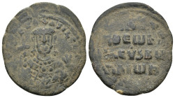 Constantine VII and Romanus I. 913-959/920-944. AE. Follis. Constantinople. (6.9 Gr. 43mm)
Facing crowned bust of Romanus I, holding labarum and globu...