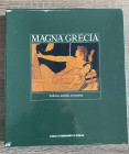 A.A.V.V. - Magna Grecia. Politica, società, economia. Cassa di Risparmio di Puglia, Milano, 1987. 311 pp. foto e ill. col. e b/n. nel testo. Copertina...
