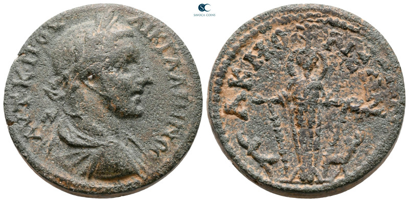 Phrygia. Akmoneia. Gallienus AD 253-268. 
Bronze Æ

28 mm, 17,86 g



ver...