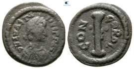 Anastasius I AD 491-518. Constantinople. Decanummium Æ
