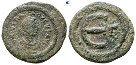 Justinian I AD 527-565. Constantinople. Pentanummium Æ