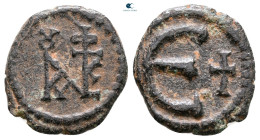 Justin II AD 565-578. Theoupolis (Antioch). Pentanummium Æ