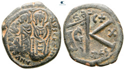 Justin II and Sophia AD 565-578. Thessalonica. Half Follis or 20 Nummi Æ