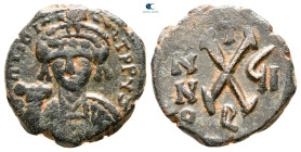 Tiberius II Constantine AD 578-582. Constantinople. Decanummium Æ