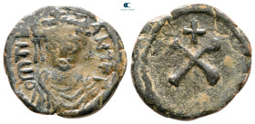 Tiberius II Constantine AD 578-582. Constantinople. Decanummium Æ