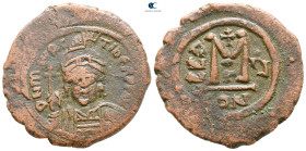 Maurice Tiberius AD 582-602. Constantinople. Follis Æ