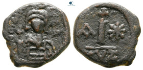 Maurice Tiberius AD 582-602. Cyzicus. Decanummium Æ