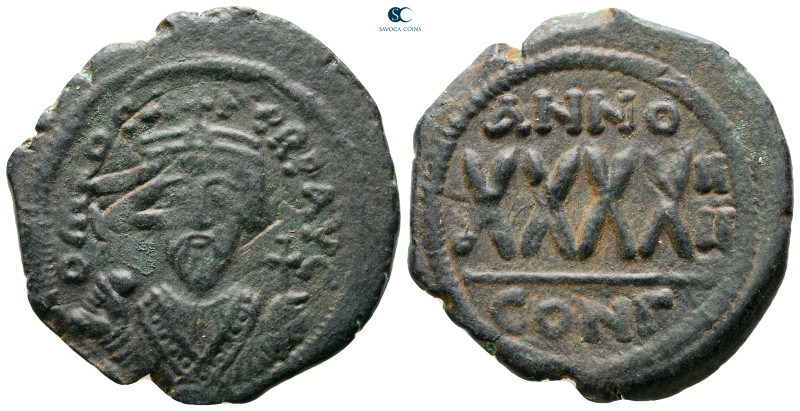 Phocas AD 602-610. Constantinople
Follis or 40 Nummi Æ

31 mm, 11,36 g


...