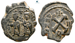 Phocas, with Leontia AD 602-610. Constantinople. Decanummium Æ