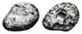 JUDAEA.(Circa 13th-5th century BC).Cut AR Hacksilver Dishekel.

Condition : Good very fine.

Weight : 4.5 gr
Diameter : 16 mm