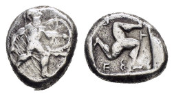 PAMPHYLIA. Aspendos.(Circa 465-430 BC).Stater.

Condition : Good very fine.

Weight : 10.8 gr
Diameter : 16 mm