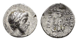 KINGS of CAPPADOCIA. Ariarathes X Eusebes Philadelphos.(42-36 BC). Drachm.

Condition : Good very fine.

Weight : 3.8 gr
Diameter : 16 mm