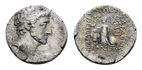 KINGS of CAPPADOCIA. Ariarathes X Eusebes Philadelphos.(42-36 BC). Drachm.

Condition : Good very fine.

Weight : 3.3 gr
Diameter : 16 mm