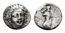SATRAPS OF CARIA. Maussollos (377/6-353/2). Drachm.

Condition : Good very fine.

Weight : 3.2 gr
Diameter : 13 mm