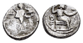 CILICIA. Tarsos. Tiribazos (Satrap of Lydia, 388-380). Obol.

Condition : Good very fine.

Weight : 0.76 gr
Diameter : 9 mm