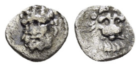 CILICIA. Isaura. Circa 333-322 BC. AR Hemiobol.

Condition : Good very fine.

Weight : 0.30 gr
Diameter : 8 mm