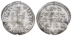 LEO IV and CONSTANTINE VI .(776-780). Constantinople.Miliaresion. 

Condition : Good very fine.

Weight : 1.7 gr
Diameter : 19 mm