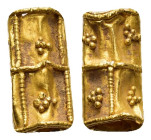ANCIENT GREEK GOLD DRESS ORNAMENT (CIRCA 3RD-1ST BC).Au.

Condition : Good very fine.

Weight : 0.56 gr
Diameter : 11 mm