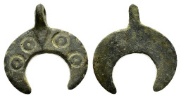 ANCIENT ROMAN BRONZE PENDANT.(1st-2nd century).Ae.

Condition : Good very fine.

Weight : 3.9 gr
Diameter : 24 mm