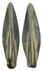 ANCIENT ROMAN BRONZE ARROW HEAD.(Circa 2th Century).Ae.

Condition : Good very fine.

Weight : 3.05 gr
Diameter : 36 mm