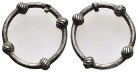 ANCIENT ROMAN SILVER RING.(3rd–4th centuries).Ae.

Condition : Good very fine.

Weight : 7.9 gr
Diameter : 32 mm