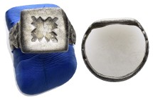 ANCIENT ROMAN SILVER RING.(3rd–4th centuries).Ae.

Condition : Good very fine.

Weight : 4.8 gr
Diameter : 20 mm