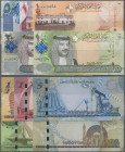 Bahrain: Central Bank of Bahrain, lot with 5 banknotes, 2008 series, with ½, 1, 5, 10 and 20 Dinars, P.25-29 in UNC condition. (5 pcs.)
 [differenzbe...