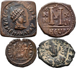 Antike: Lot 4 Stück, u. a. Byzanz, Mauricius Tiberius, Bronze-Follis, Theupolis Römische Kaiserzeit, Æ-Antoninian u.w.
 [differenzbesteuert]