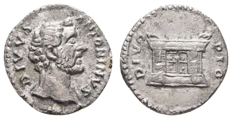Antike Römer
Münzen Römische Kaiserzeit Antoninus Pius, 161, Denar (2,56 g). Av...