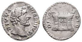 Antike Römer
Münzen Römische Kaiserzeit Antoninus Pius, 161, Denar (2,56 g). Av.: Barhäuptige Büste nach rechts, in Umschrift: DIVVS ANTONINVS. Rev.:...