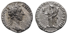 Antike Römer
Münzen Römische Kaiserzeit Commodus, 177-192, Denar (2,92 g). Av.: Belorbeerte Büste nach rechts, in Umschrift: M COMMODVS ANTONINVS AVG...