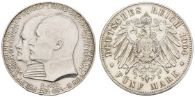 Silbermünzen des Kaiserreichs Hessen
 5 Mark, 1904, Ernst Ludwig, zum 400. Geburtstag Philipps des Großmütigen, kl. Rf., vz. J. 75