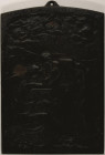 Medaillen Medaillen Ausland vor 1900
 Einseitige, Aufhängbahre Eisengussplakette (ca. 228x158mm, ca. 914g), 1918, unsigniert. Av: Mann und Frau liebk...