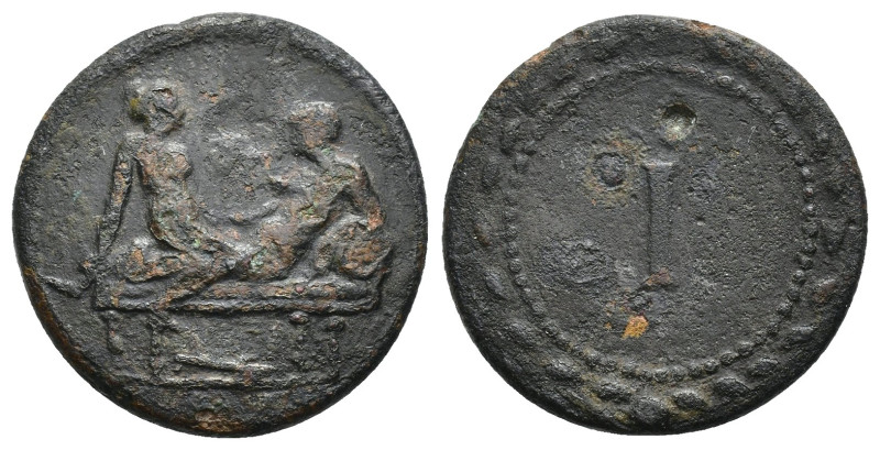 IMPERIO ROMANO. Época de Tiberio. Tésera erótica (spintria). A/ Escena erótica. ...