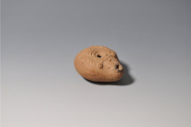 ROMA. Egipto. Lucerna tipo rana (ss. II-IV d.C.). Terracota. Longitud 8,5 cm.